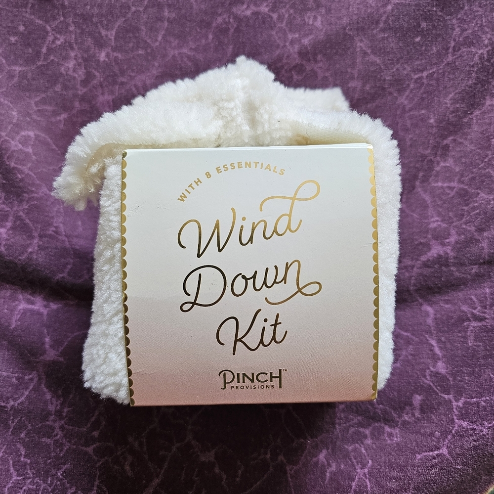 Wind Down Kit with 8 Essentials